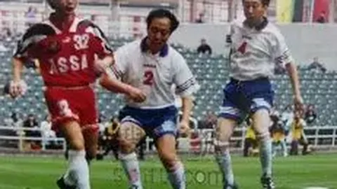 郭富城夫妇甜蜜逛街，网友目睹身高差异引人注目