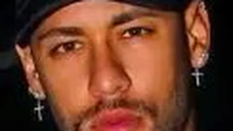 国脚集结备战：艾克森、武磊领衔新阵容